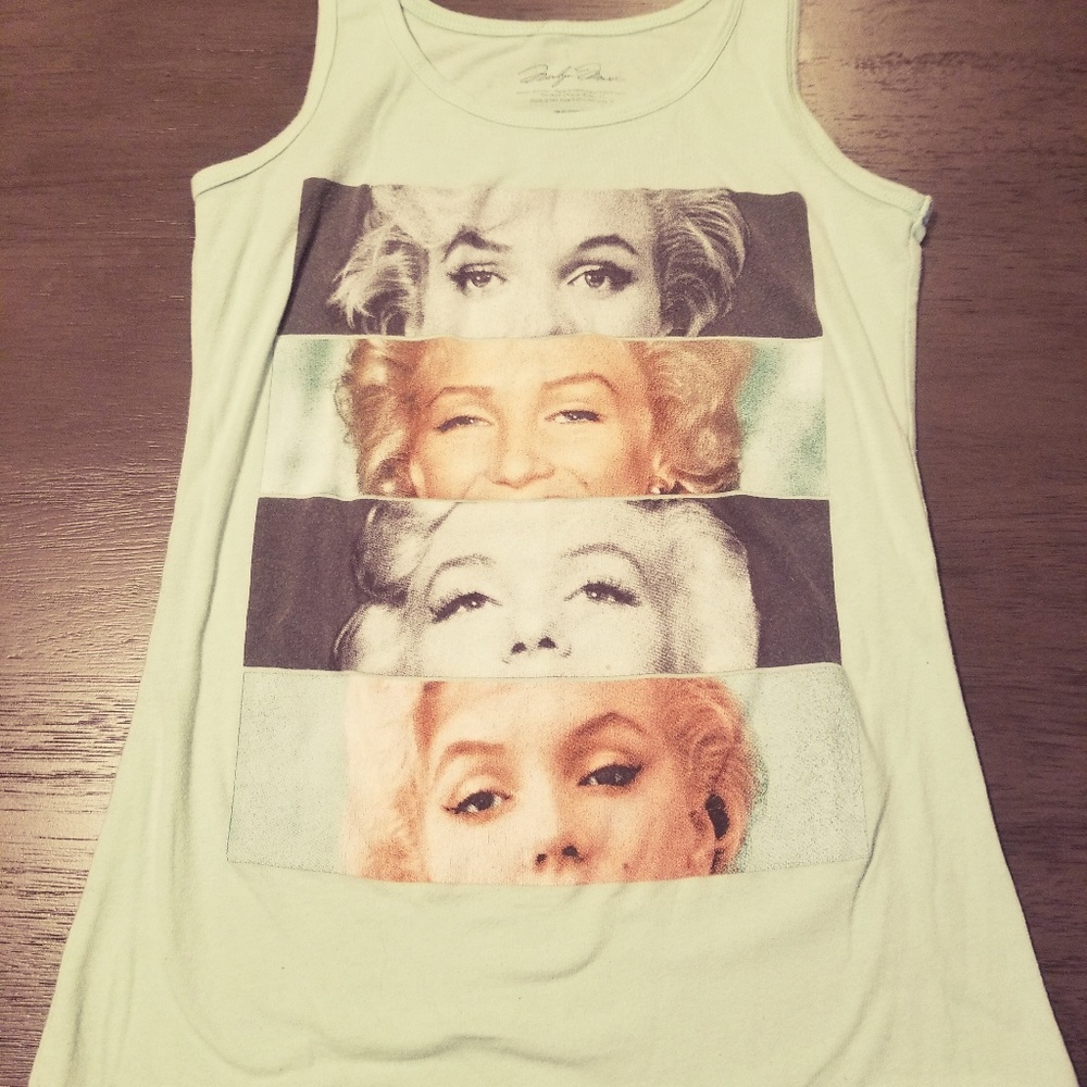 Marilyn Monroe tank